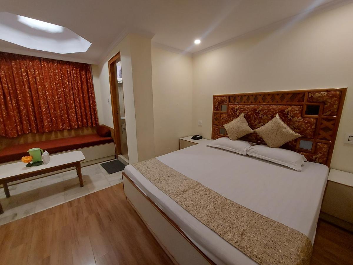 Brightland Hotel شيملا المظهر الخارجي الصورة