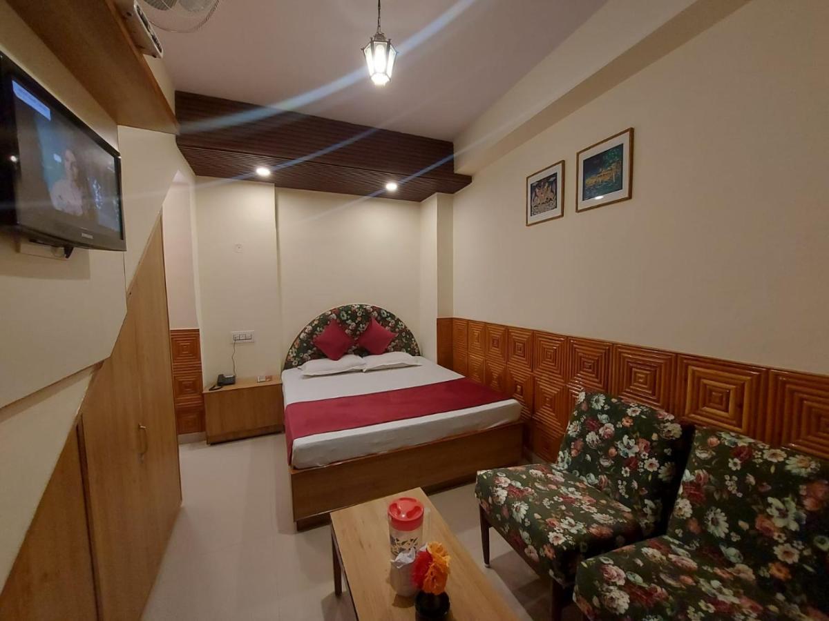 Brightland Hotel شيملا المظهر الخارجي الصورة